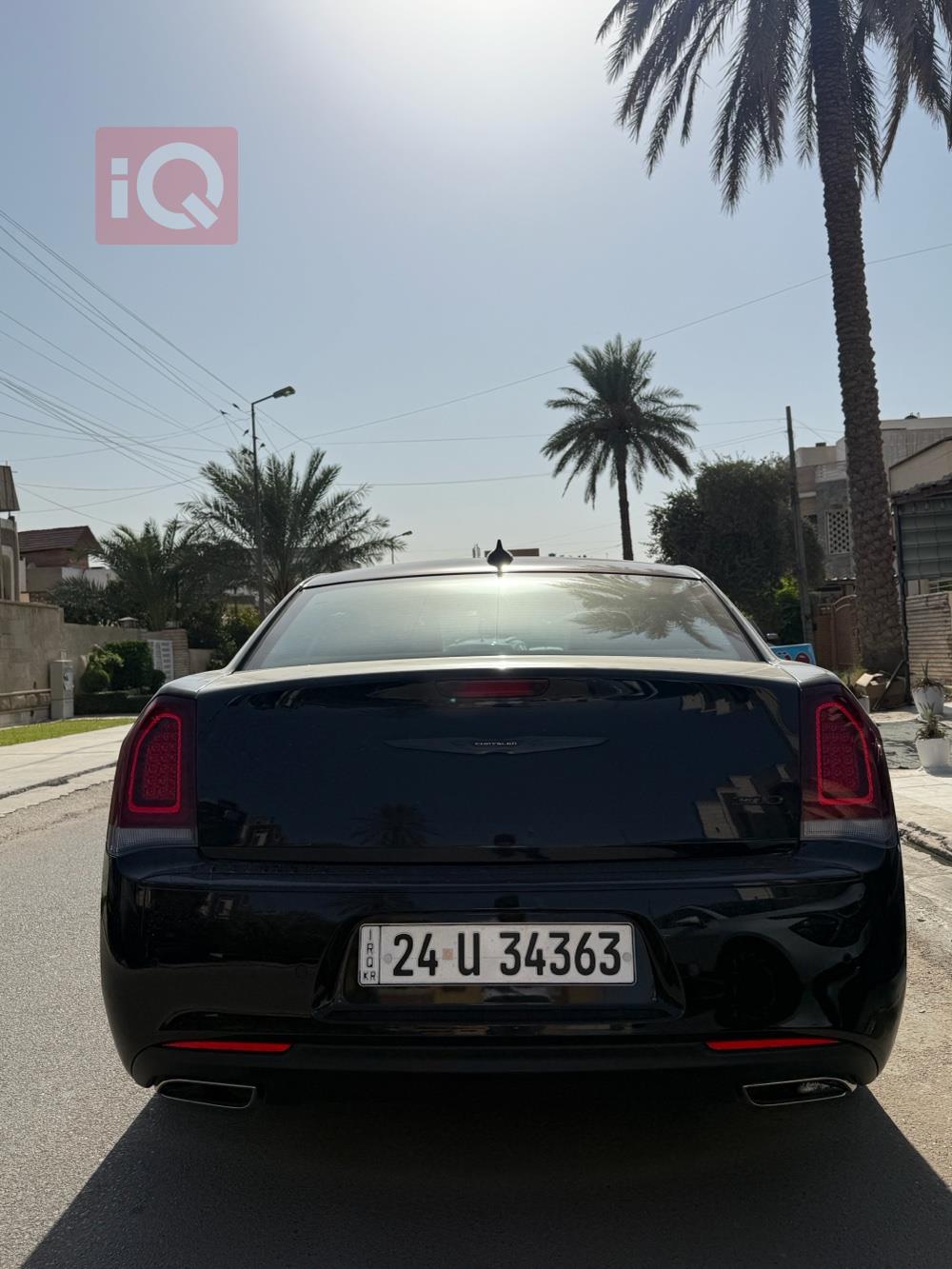 كرايسلر 300